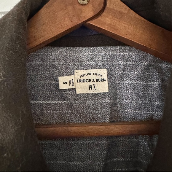 Bridge and Burn Noble Wool Cropped coat - Picture 2 of 4